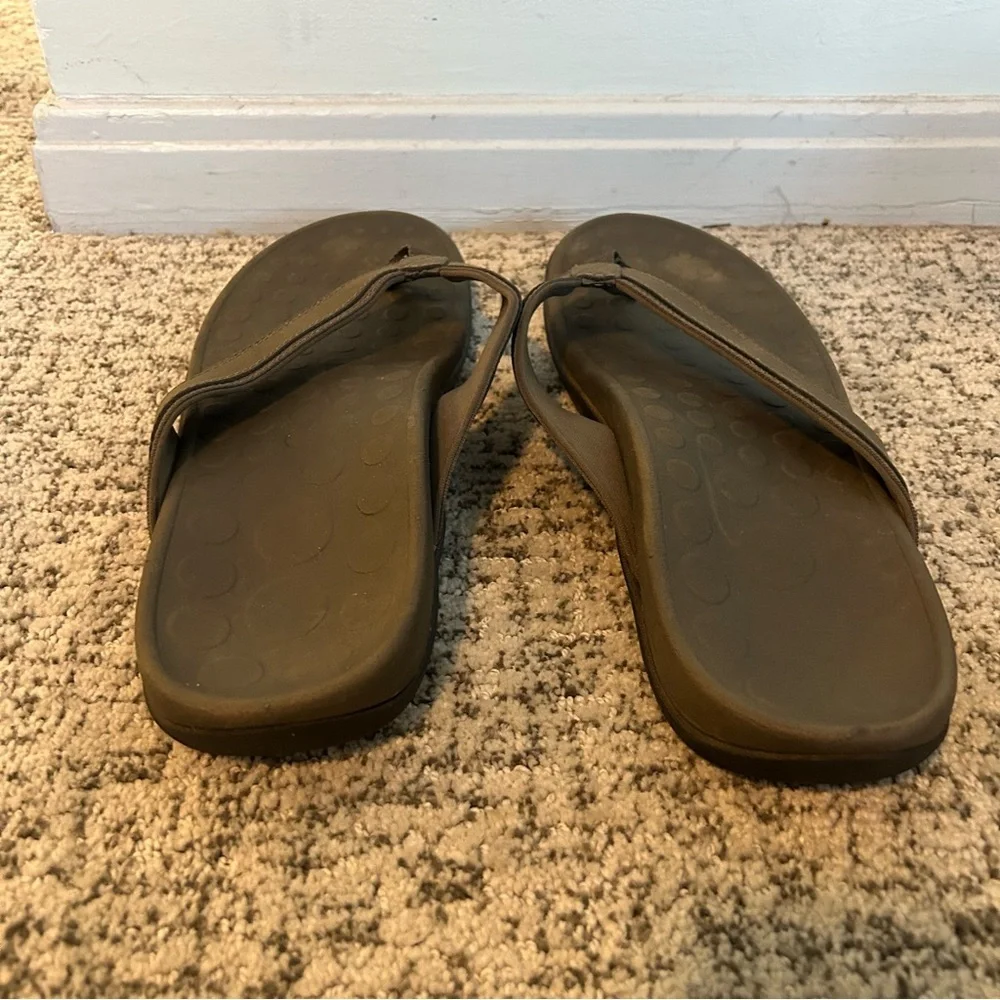 Vionic Metallic Brown Tide Toe Post Thong Sandals Size 13 Men’s